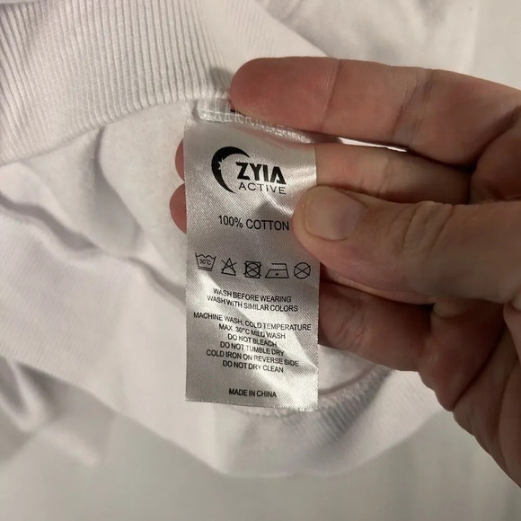 Zyia Active Sweater Women's 3XL White Mountain Embroidered Crew Neck - Picture 10 of 10